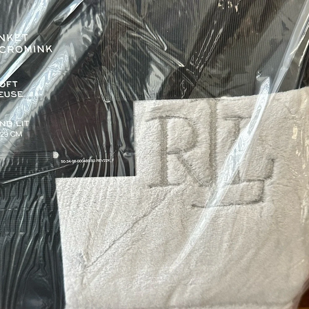 Lauren Ralph Lauren Quiet Gray Micromink King Size Blanket
